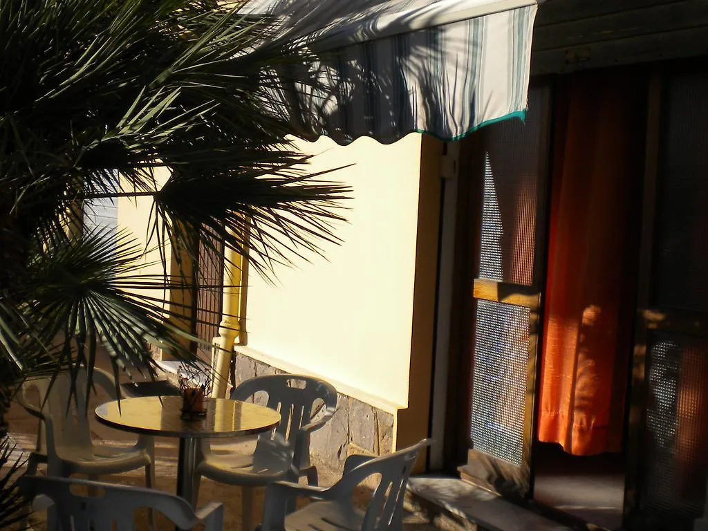 Villa Nespole E Vermentino Alghero